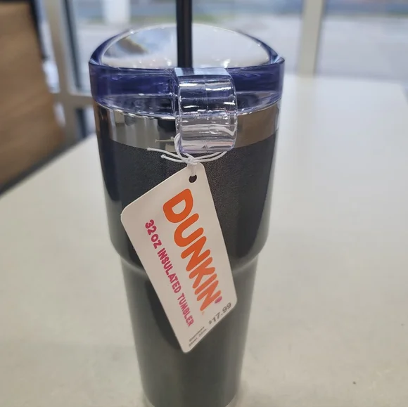 NWT Dunkin Donuts 32 oz. Black Insulated Tumbler with Straw - Picture 1 of 1